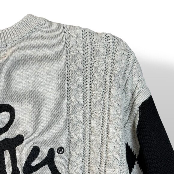 Hello Kitty & Friends Sweater Sz M Red/Gray/Black Colorblock Cable Knit Crewneck - Picture 7 of 10